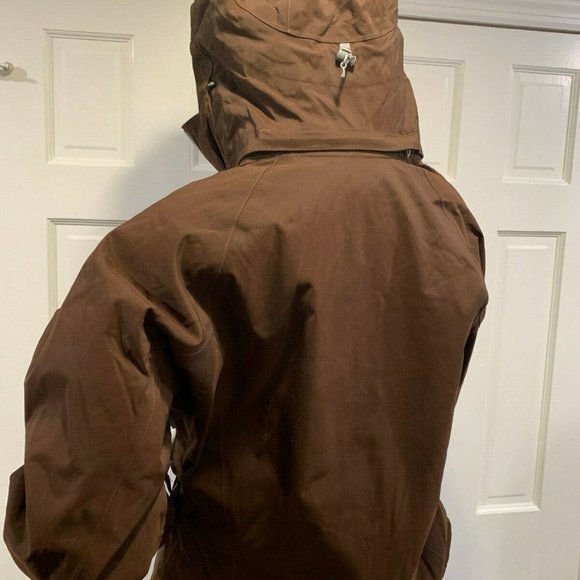 THE NORTH FACE Women's Hyvent Medium Brown Jacket - Picture 3 of 9
